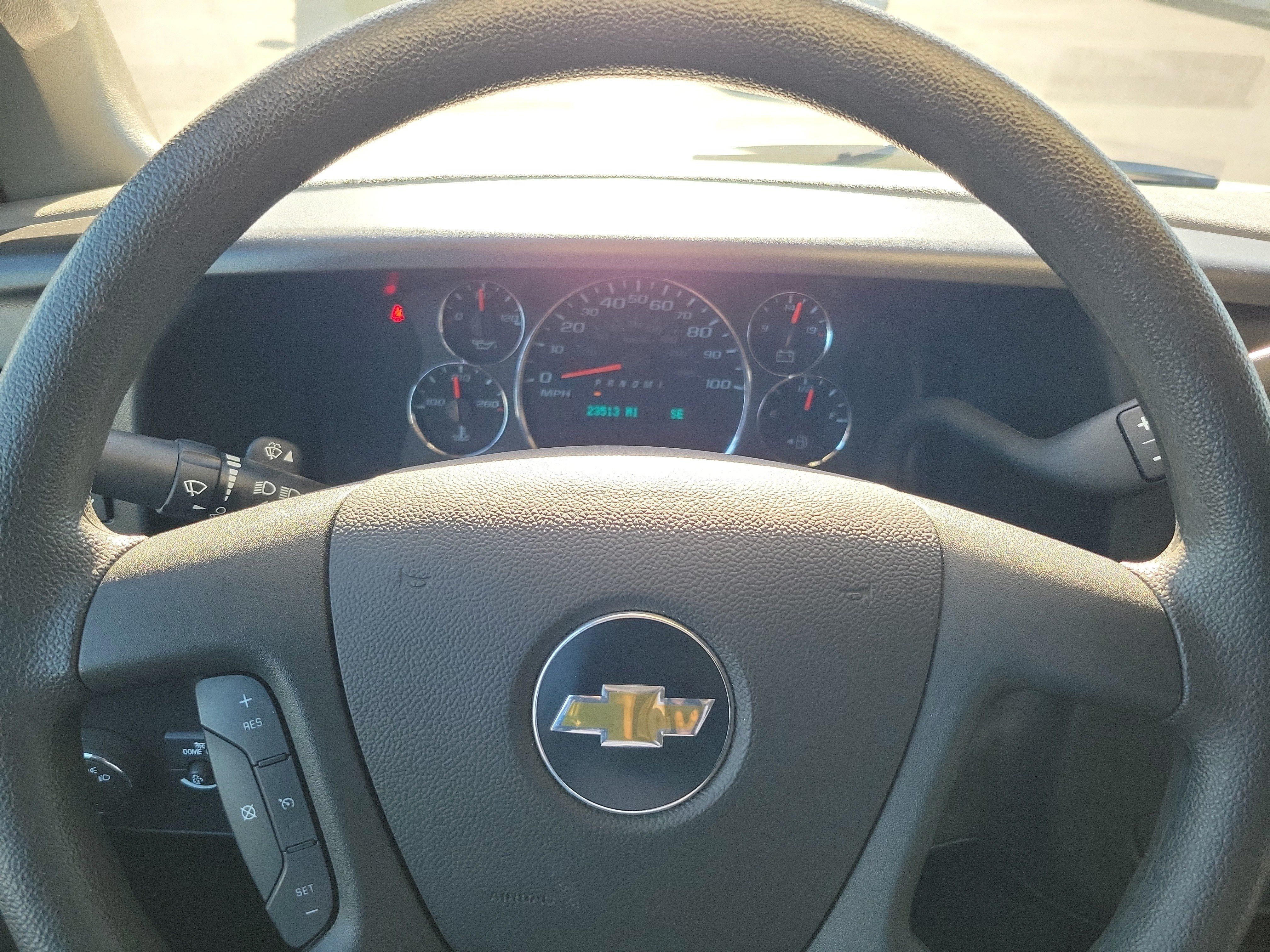 Used 2025 Chevrolet Express 2500 Extended w/ Driver Convenience Package RWD image 19