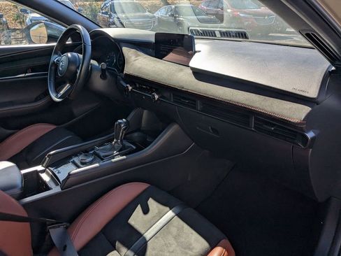 Used 2024 MAZDA MAZDA3 s image 33