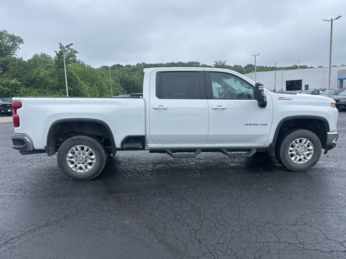 Used 2023 Chevrolet Silverado 2500 LT w/ All Star Edition AWD/4WD image 4
