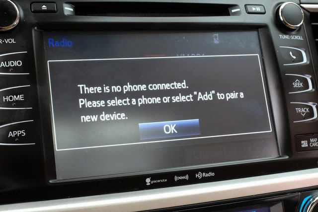 Used 2019 Toyota Highlander XLE FWD image 34