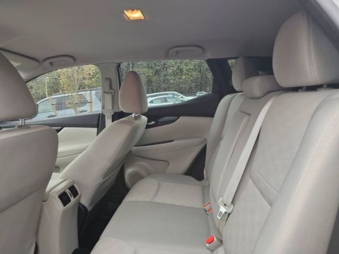 Used 2019 Nissan Rogue Sport SV w/ Technology Package AWD/4WD image 20