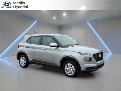 Used 2025 Hyundai Venue SE