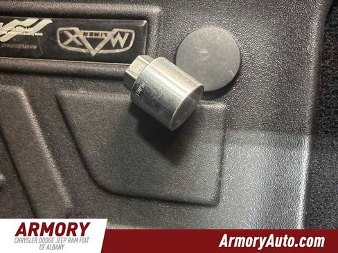 Used 2021 Jeep Grand Cherokee Limited image 44