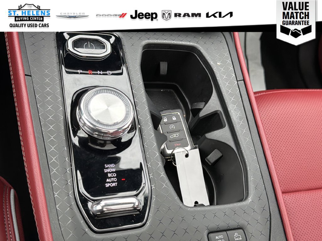 Used 2024 Jeep Wagoneer Limited AWD/4WD image 24