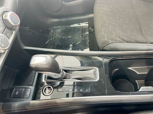 Used 2024 Nissan Kicks SV image 16