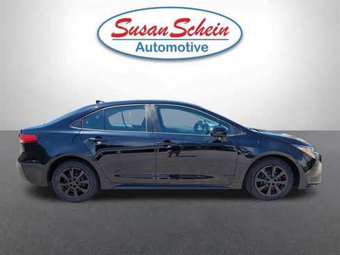 Used 2024 Toyota Corolla LE FWD image 22