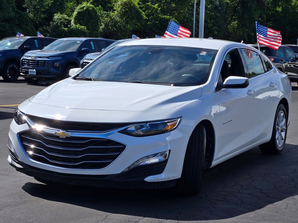 Used 2024 Chevrolet Malibu LT FWD image 5