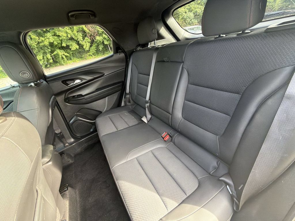 Used 2022 Chevrolet TrailBlazer RS FWD image 25