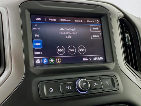 Certified 2023 Chevrolet Silverado 2500 Custom w/ Gooseneck/5TH Wheel Package image 17