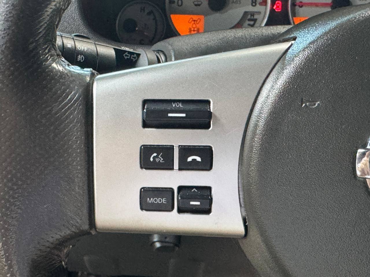 Used 2017 Nissan Frontier PRO-4X AWD/4WD image 19