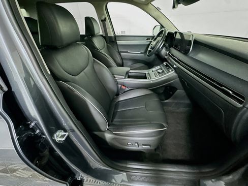 Used 2025 Hyundai Palisade SEL image 32