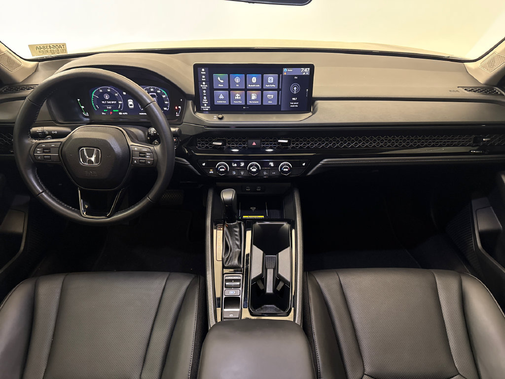 Used 2025 Honda Accord EX-L image 12
