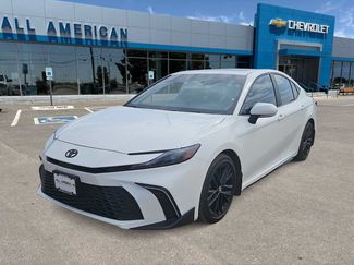 Used 2025 Toyota Camry SE w/ Multimedia Upgrade Package FWD video 1