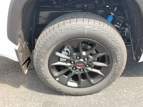 New 2026 Toyota Tundra Limited AWD/4WD image 5