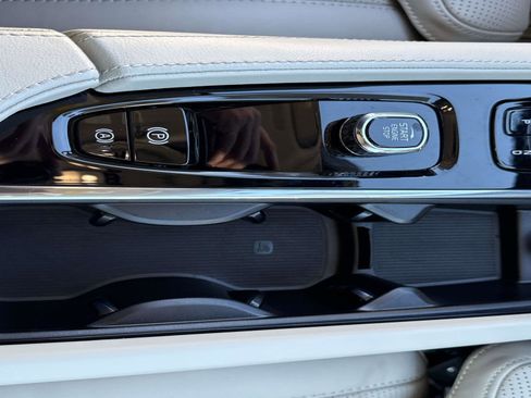 Certified 2024 Volvo S90 B6 Ultimate w/ Protection Package Premier image 24