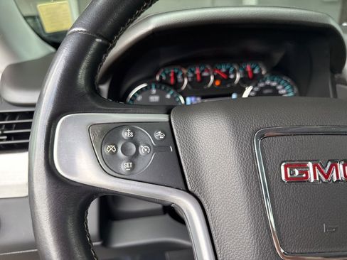 Used 2020 GMC Yukon XL SLE w/ SLE Value Package image 26