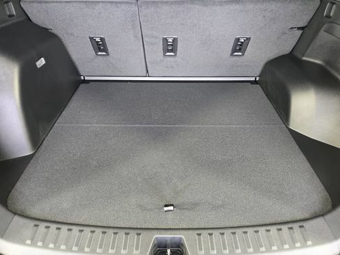 New 2027 Chevrolet Equinox LT w/ Midnight Edition FWD image 37