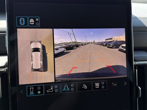 New 2026 GMC Yukon Denali w/ Denali Reserve Package AWD/4WD image 19