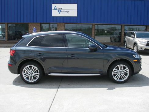 Used 2018 Audi Q5 2.0T Premium Plus w/ Premium Plus Package AWD/4WD image 4