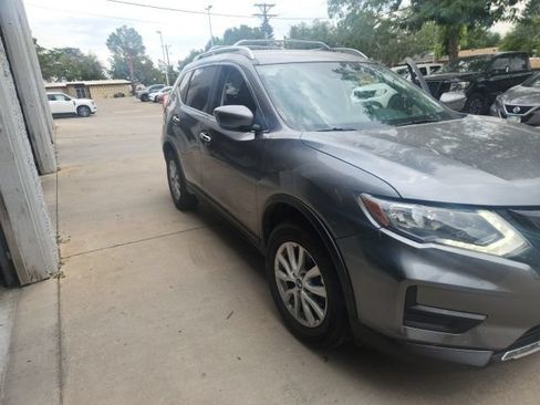 Used 2020 Nissan Rogue SV AWD/4WD image 1