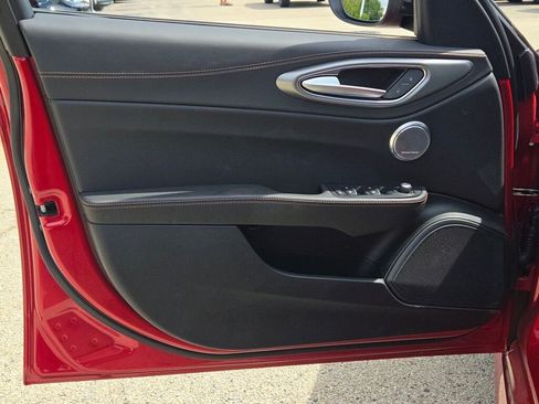 New 2025 Alfa Romeo Giulia Intensa w/ Driving Assist Package image 18