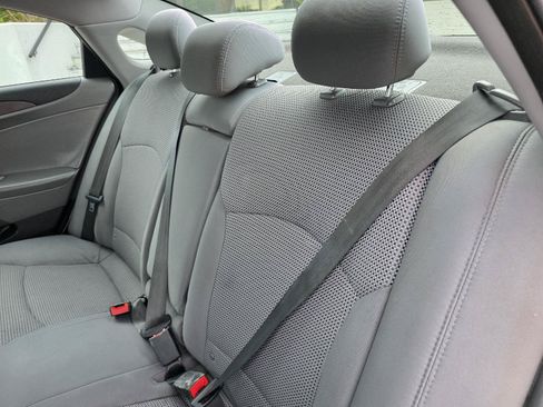 Used 2012 Hyundai Sonata GLS w/ Popular Equipment Pkg FWD image 30