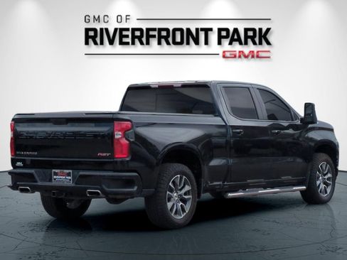 Used 2021 Chevrolet Silverado 1500 RST w/ Convenience Package II AWD/4WD image 3