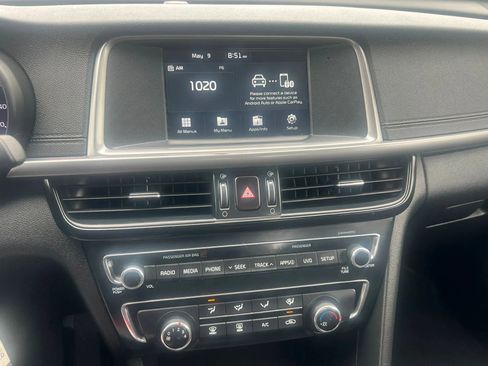 Used 2018 Kia Optima LX w/ 17" Alloy Wheels Package FWD image 21