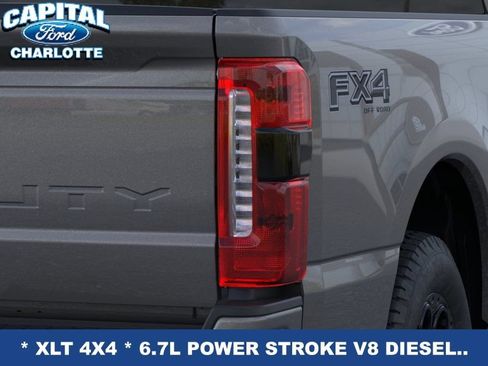 New 2026 Ford F250 XLT w/ XLT Premium Package AWD/4WD image 21