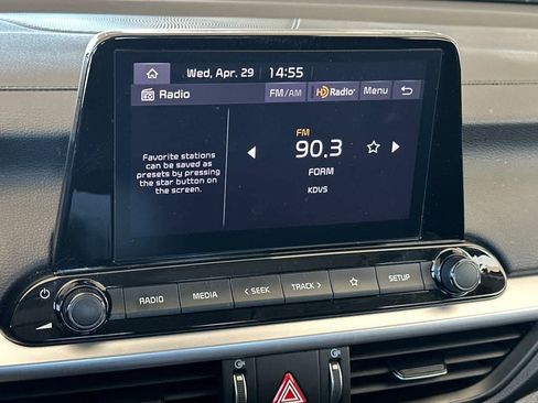 Used 2023 Kia Forte LXS w/ LXS Technology Package FWD image 18