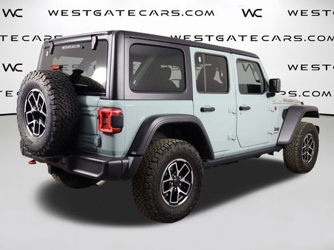 Used 2024 Jeep Wrangler Unlimited Rubicon image 45