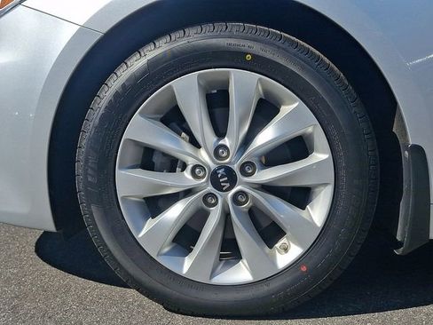 Used 2018 Kia Optima EX image 8