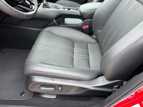 Certified 2024 Honda HR-V EX-L image 19