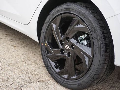 New 2026 Hyundai Elantra SEL Sport Premium FWD image 7
