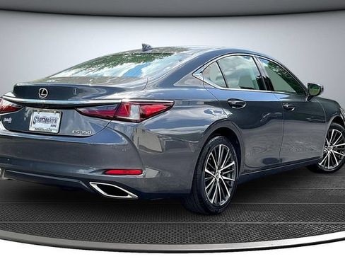 Used 2024 Lexus ES 350 w/ Premium Package FWD image 5