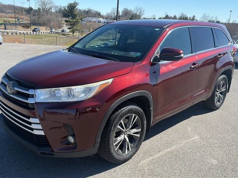 Used 2017 Toyota Highlander Plus image 23
