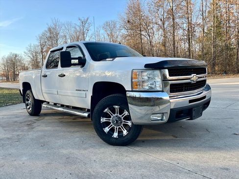 Used 2008 Chevrolet Silverado 2500 LT w/ 2LT Convenience Package image 1