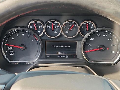 Used 2021 Chevrolet Tahoe RST w/ Luxury Package image 19