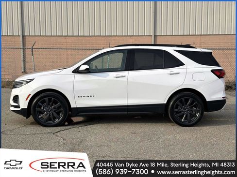 Certified 2023 Chevrolet Equinox RS w/ LPO, Floor Liner Package image 2