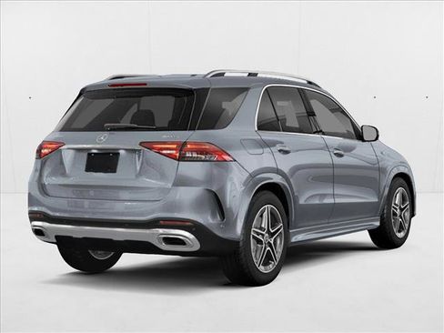 New 2026 Mercedes-Benz GLE 450 4MATIC image 2