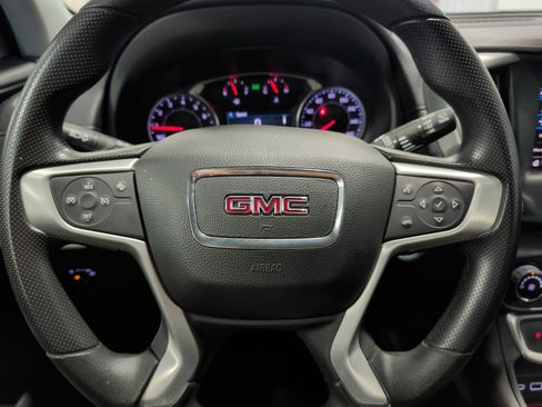 Used 2023 GMC Terrain SLE w/ Elevation Edition AWD/4WD image 9