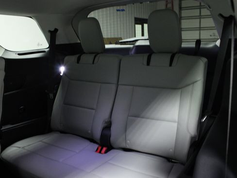 New 2026 Ford Explorer Active w/ Active Comfort Package image 14