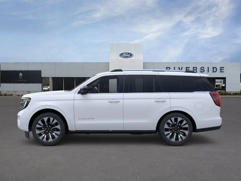 New 2026 Ford Expedition Platinum AWD/4WD image 3