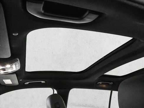 New 2026 Mercedes-Benz GLB 35 AMG 4MATIC image 17