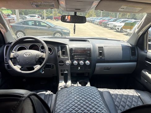 Used 2013 Toyota Tundra 2WD Double Cab w/ SR5 Pkg image 8