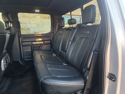 Used 2017 Ford F250 Platinum w/ Platinum Ultimate Package image 7