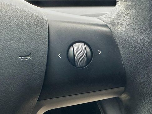 Used 2021 Tesla Model 3 Long Range image 18