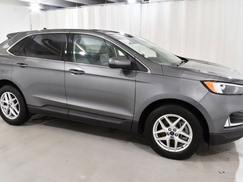 Used 2022 Ford Edge SEL w/ Convenience Package image 5