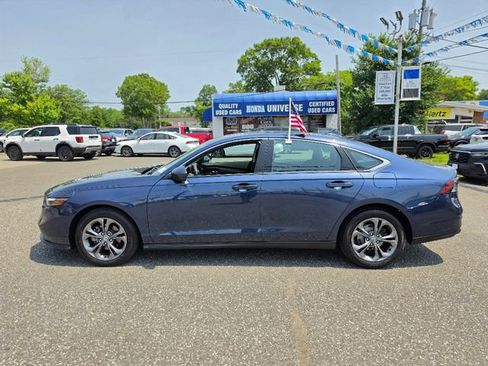 Used 2023 Honda Accord EX image 2
