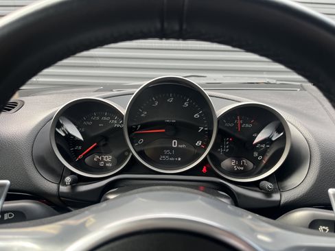 Used 2011 Porsche Boxster Spyder image 26